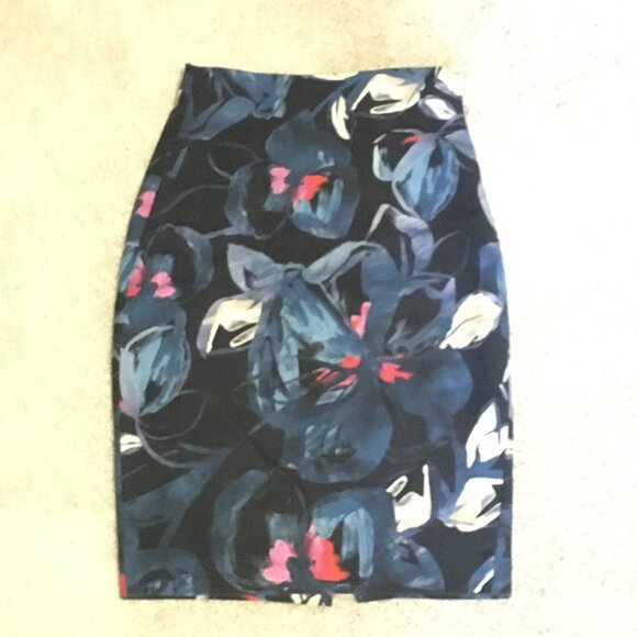 Tropical Floral Paradise High Waist Cotton Pencil Skirt - Picture 12 of 16